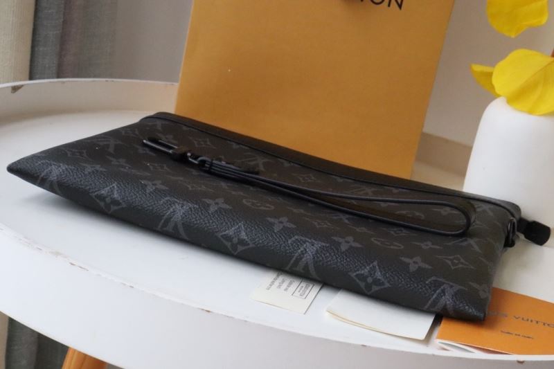 Louis Vuitton Clutch Bags